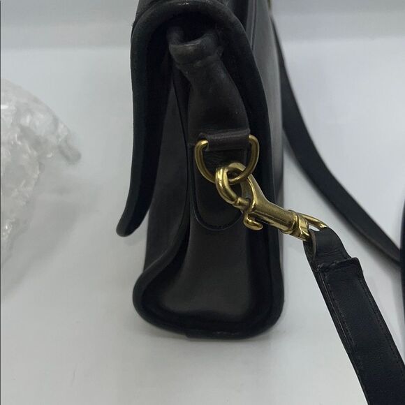 COACH 9870 Vintage Black Leather Crossbody Bag - Picture 6 of 12